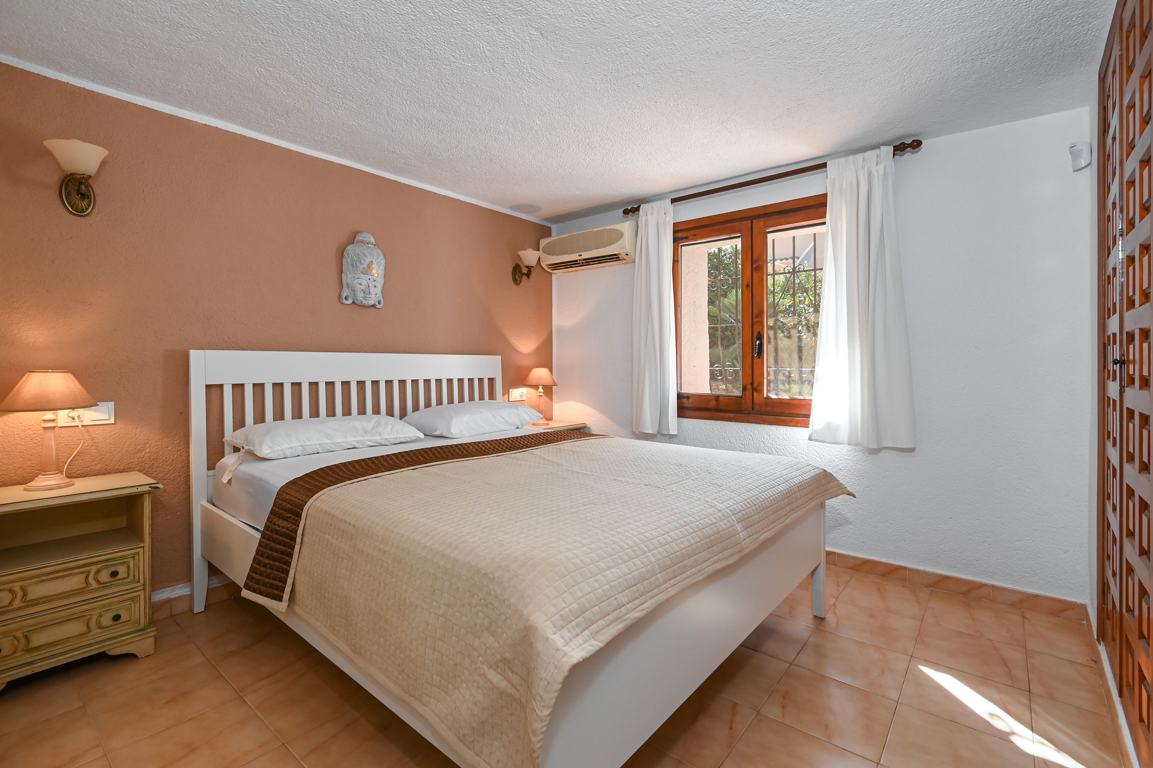 Villa bedroom