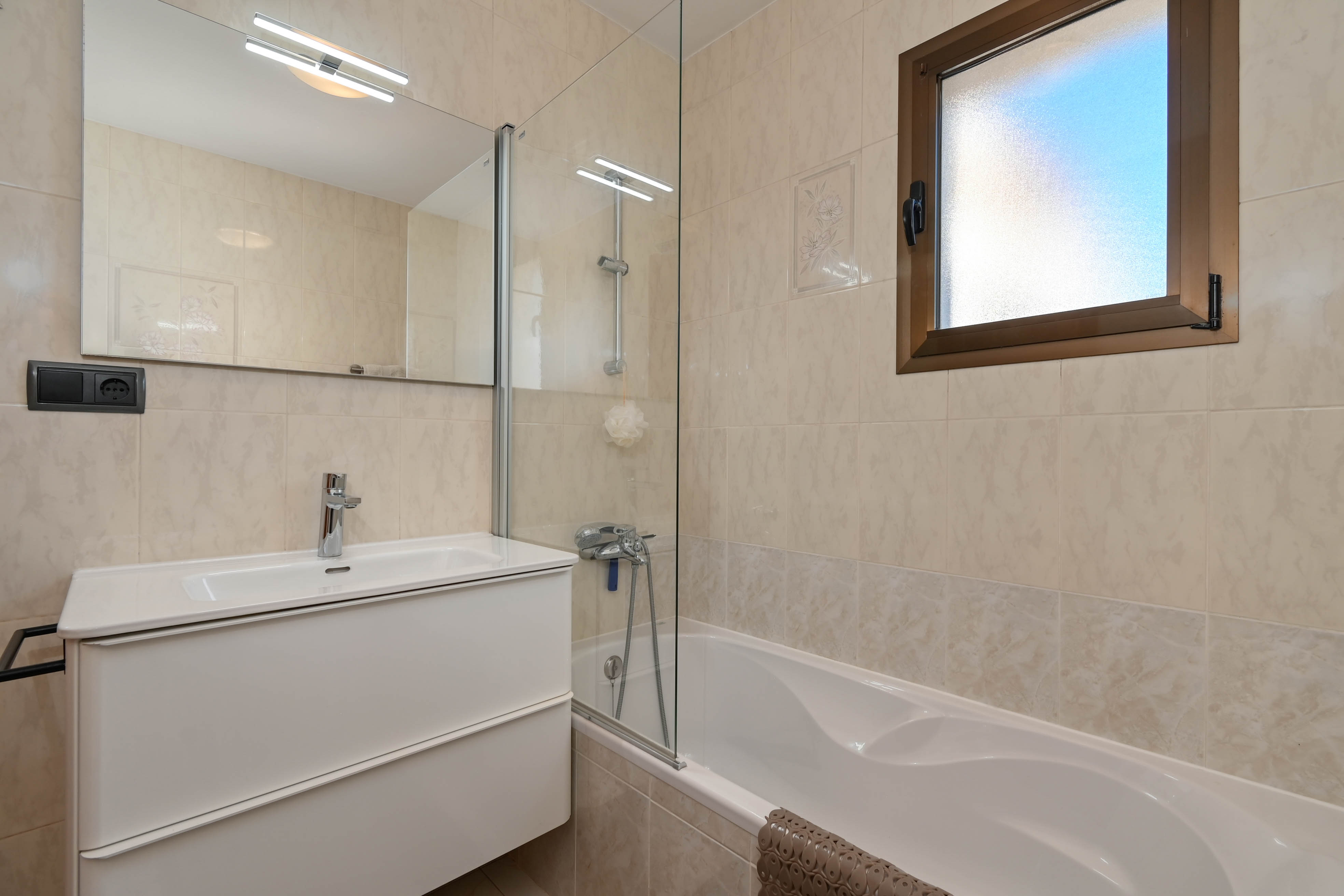 Bathroom with bathtub