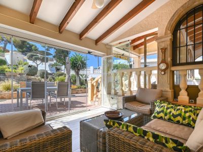 Glazed terrace
