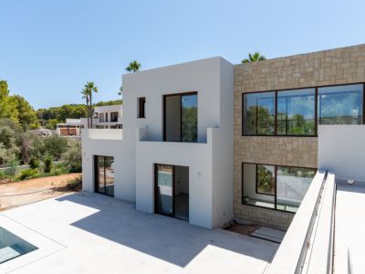 Villa exterior and terrace
