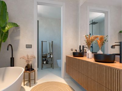 En-suite bathroom