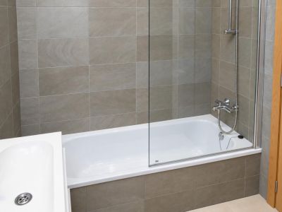 Bathroom with bathtub