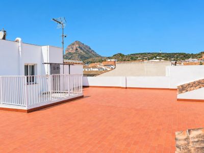 Rooftop terrace with mountain views