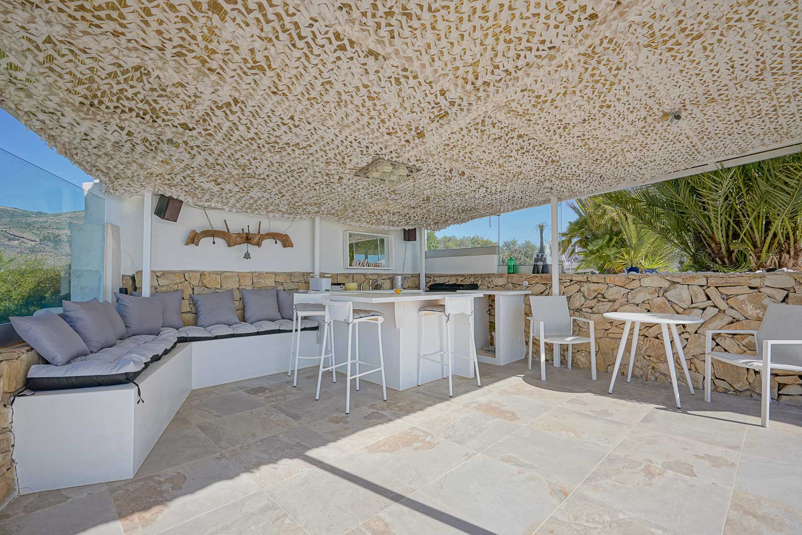 Covered outdoor kitchen