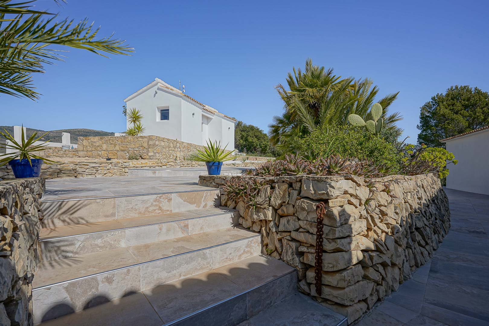 Outdoor terrace and guest house