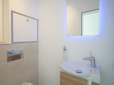 Guest toilet