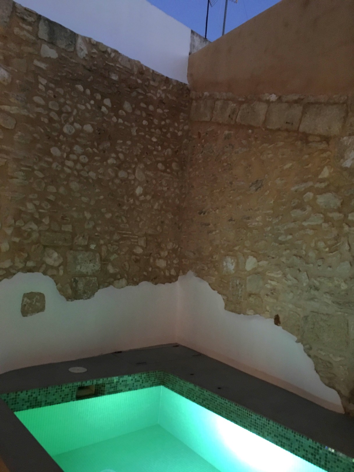 Courtyard with swimming pool
