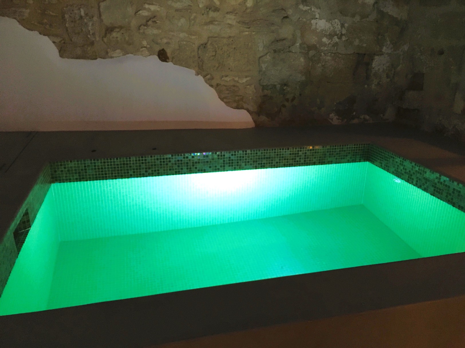 Courtyard swimming pool