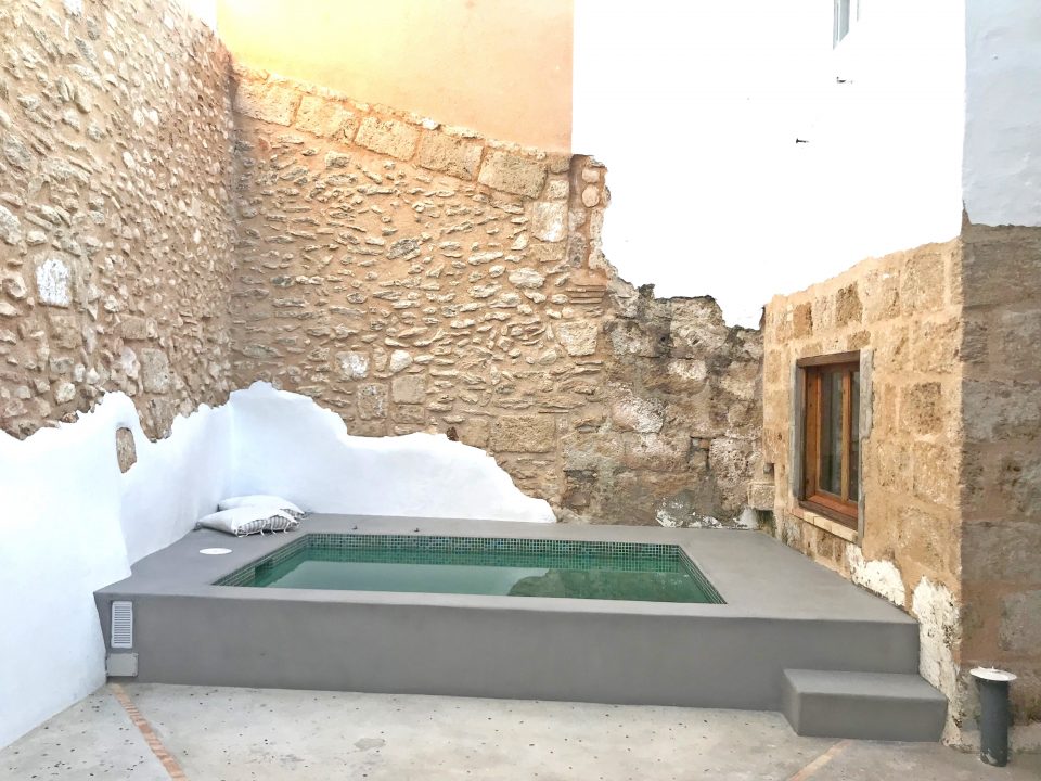 Patio with swimming pool