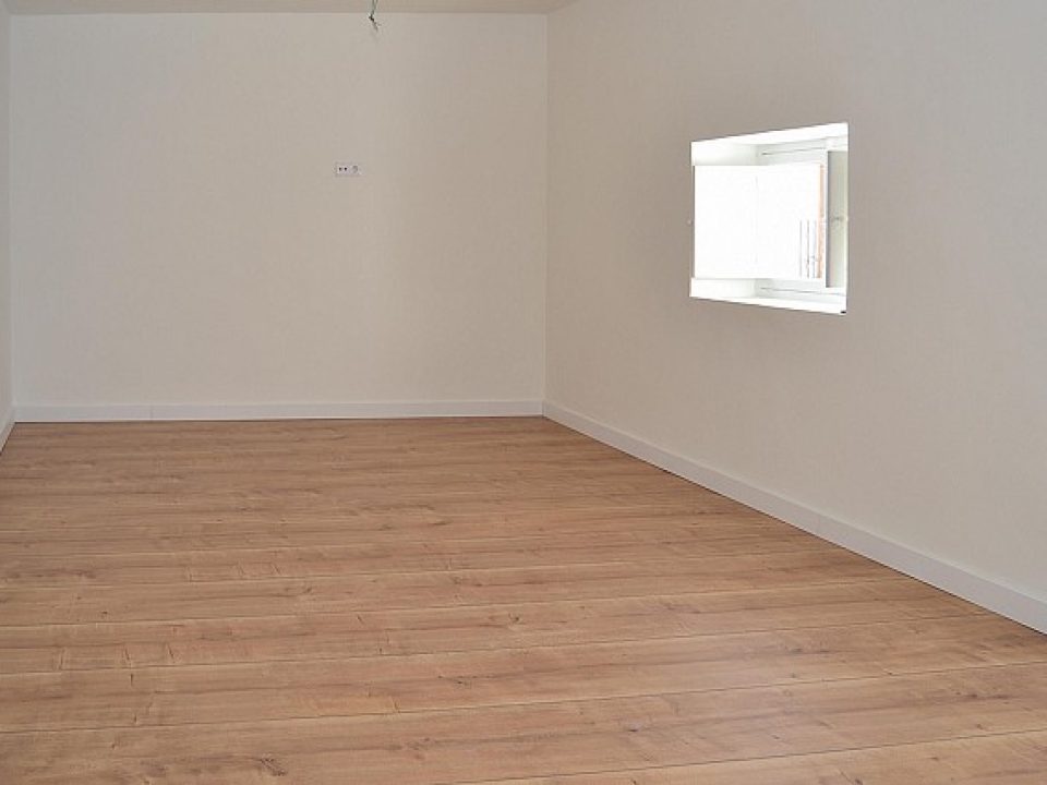 Empty bedroom