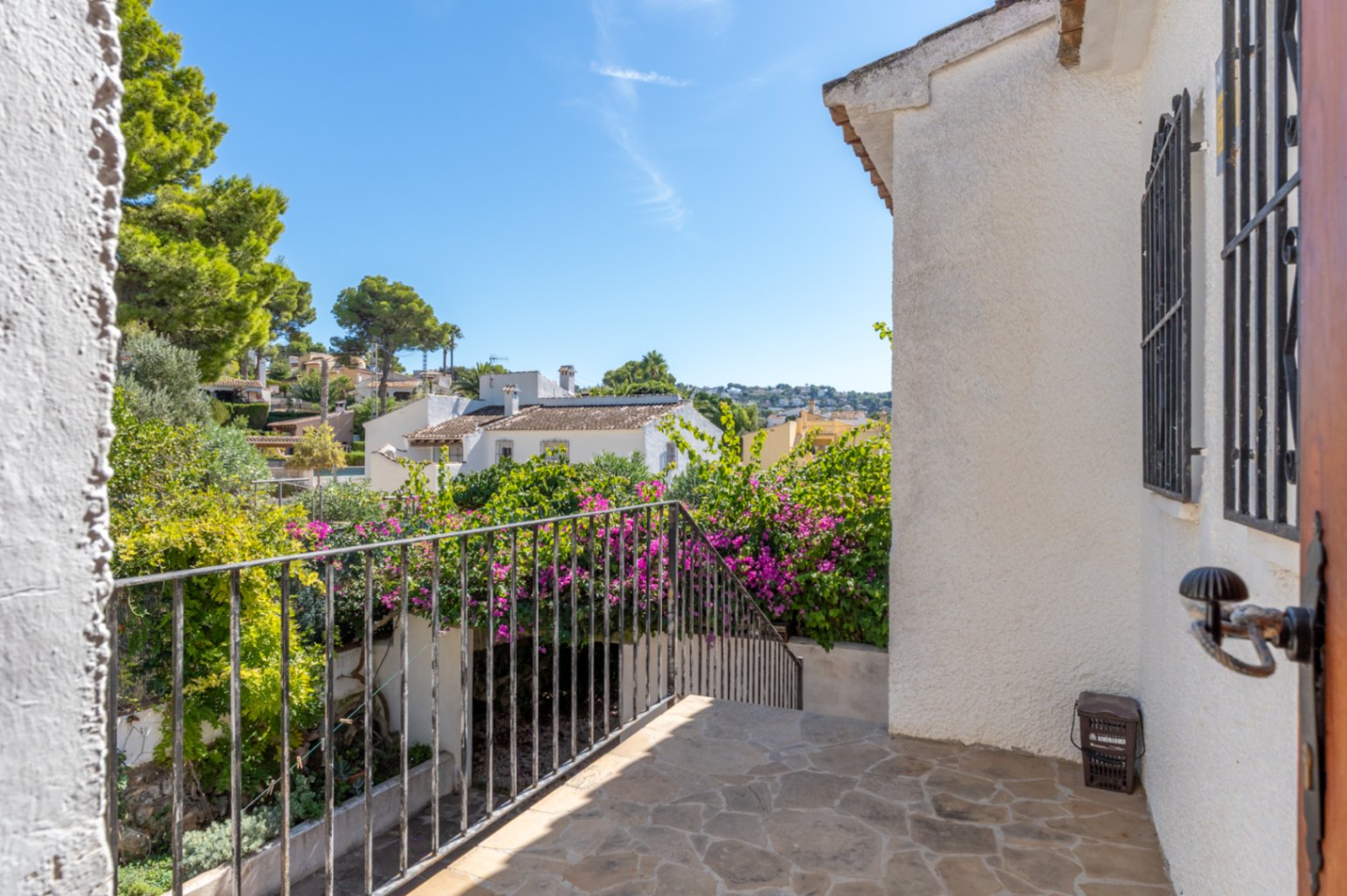 Entrance terrace with views