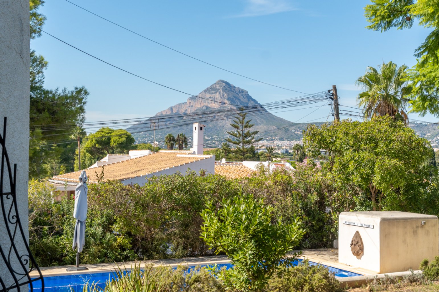 Montgó mountain view from the pool