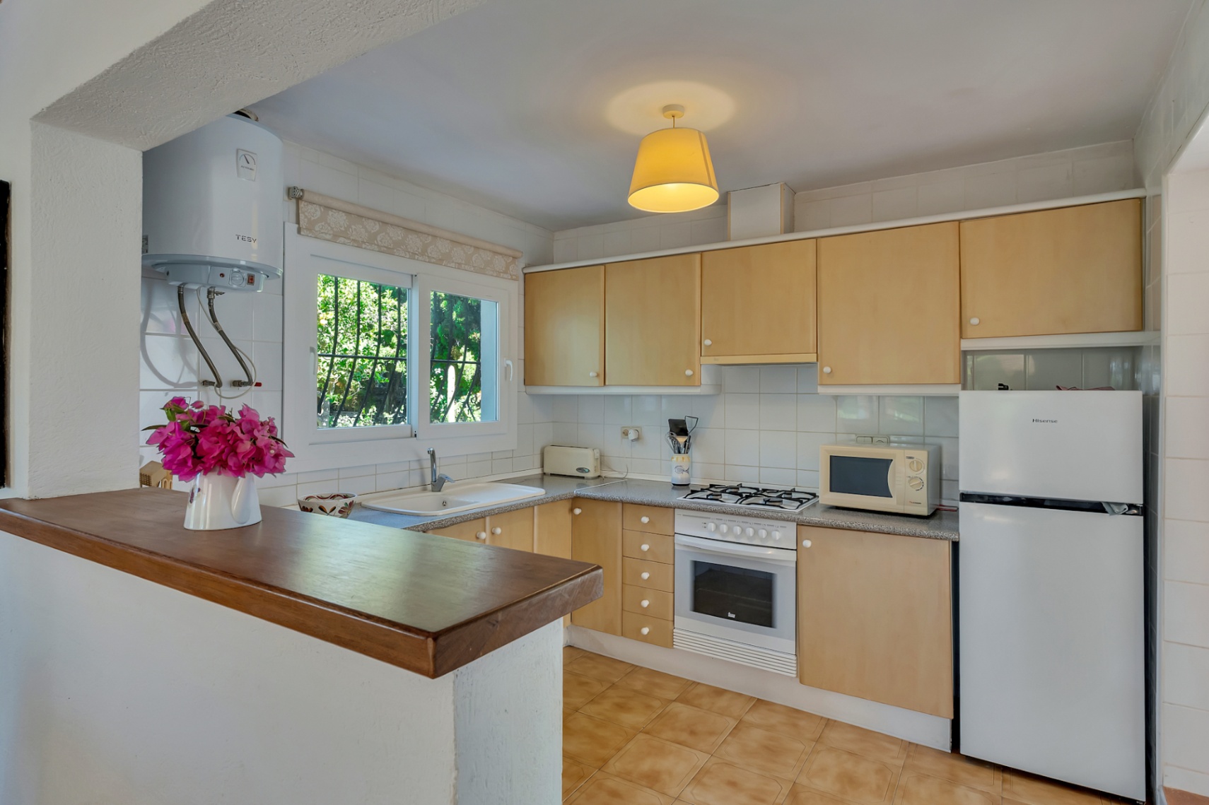 Open kitchen