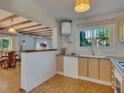 Open kitchen