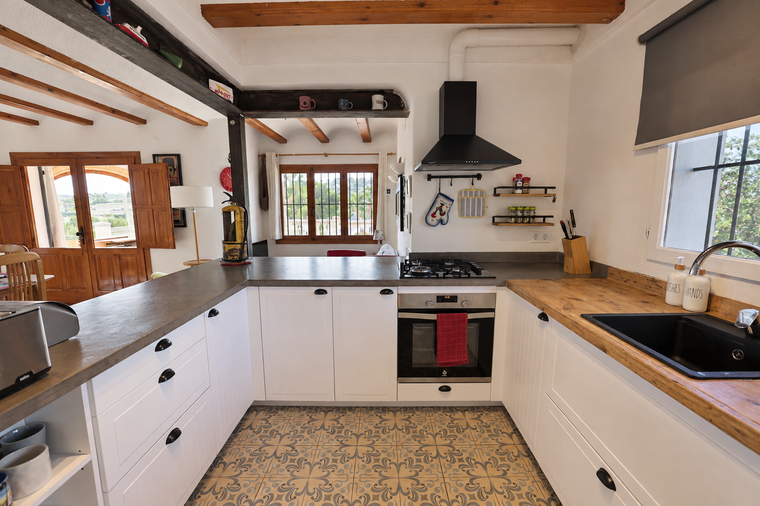 Open kitchen