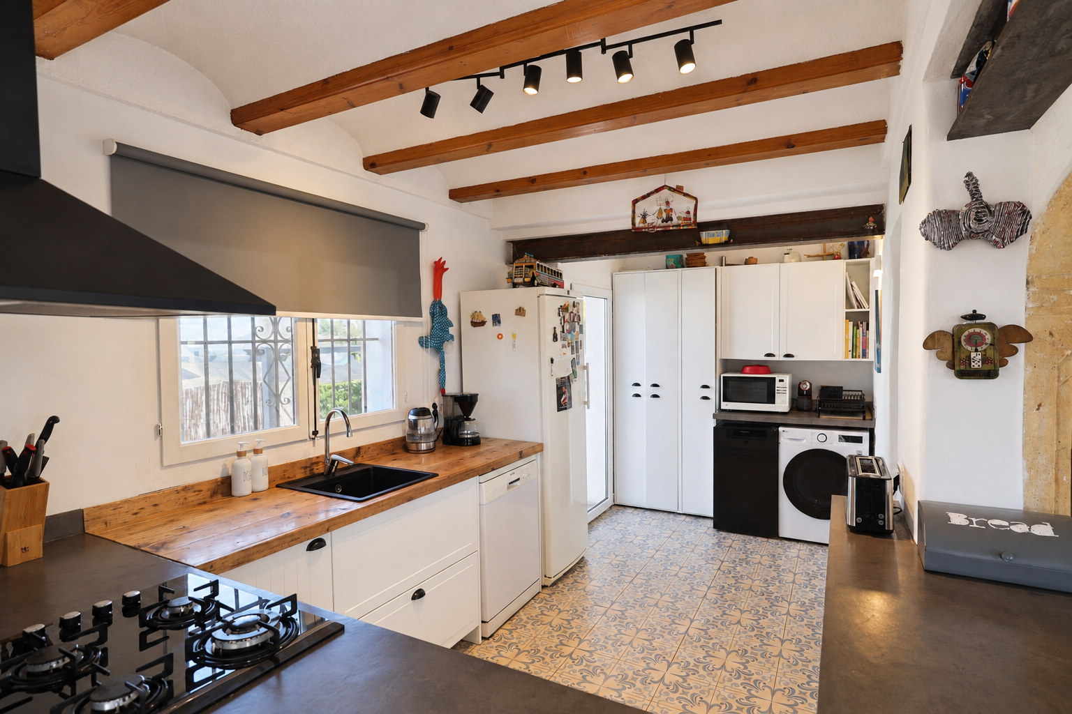 Kitchen area