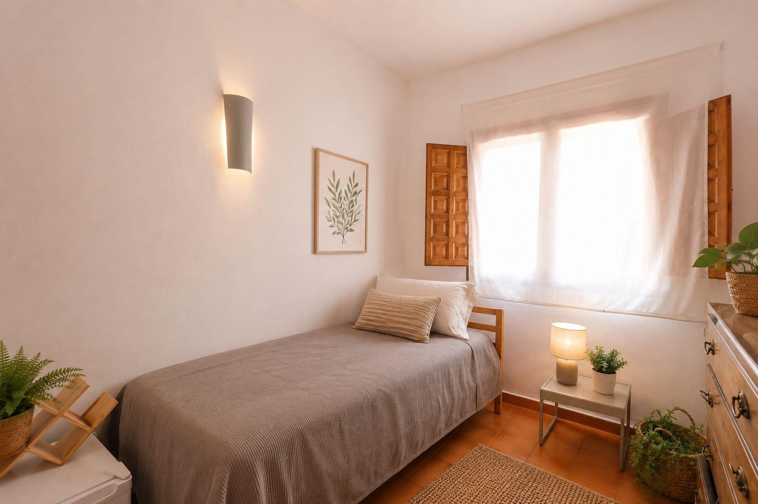 Single bedroom