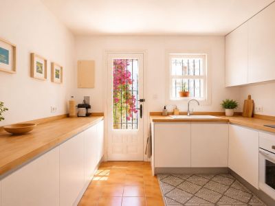 Separate kitchen