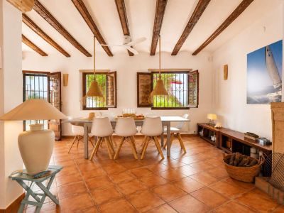 Living-dining room