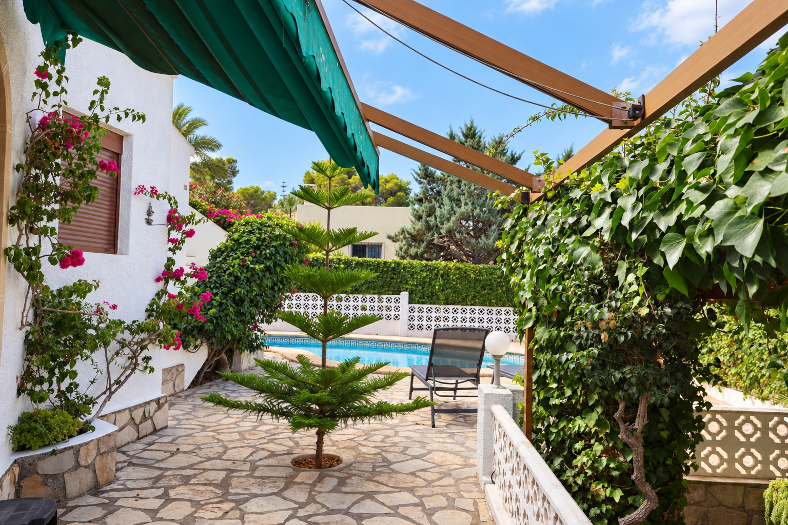Outdoor terrace and pool