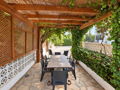 Covered terrace