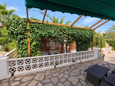 Terrace with pergola