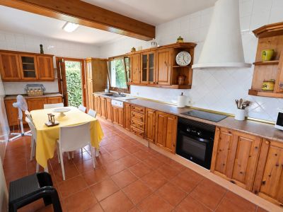 Kitchen with exterior access