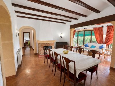 Dining room with fireplace