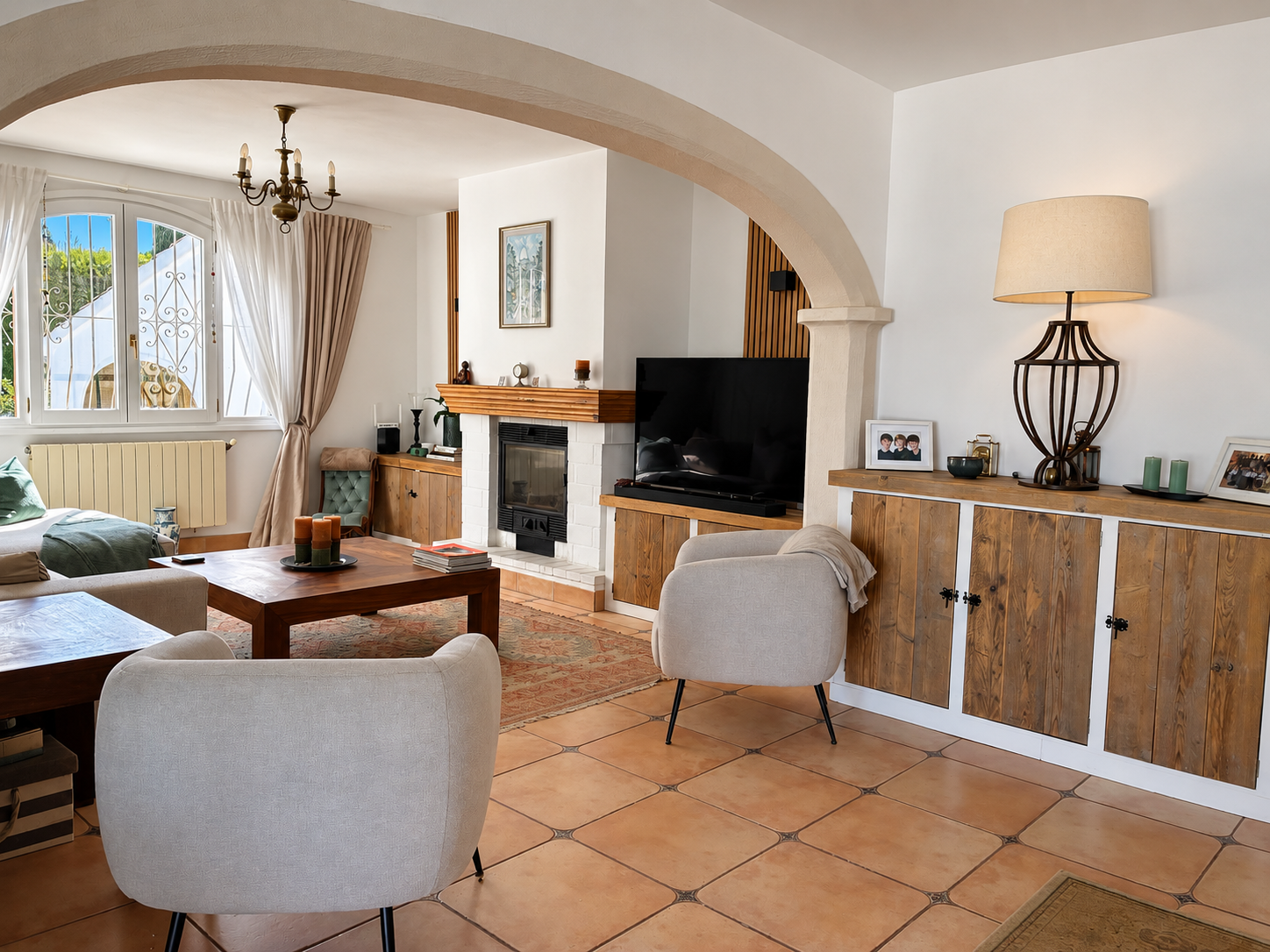 Living room with fireplace