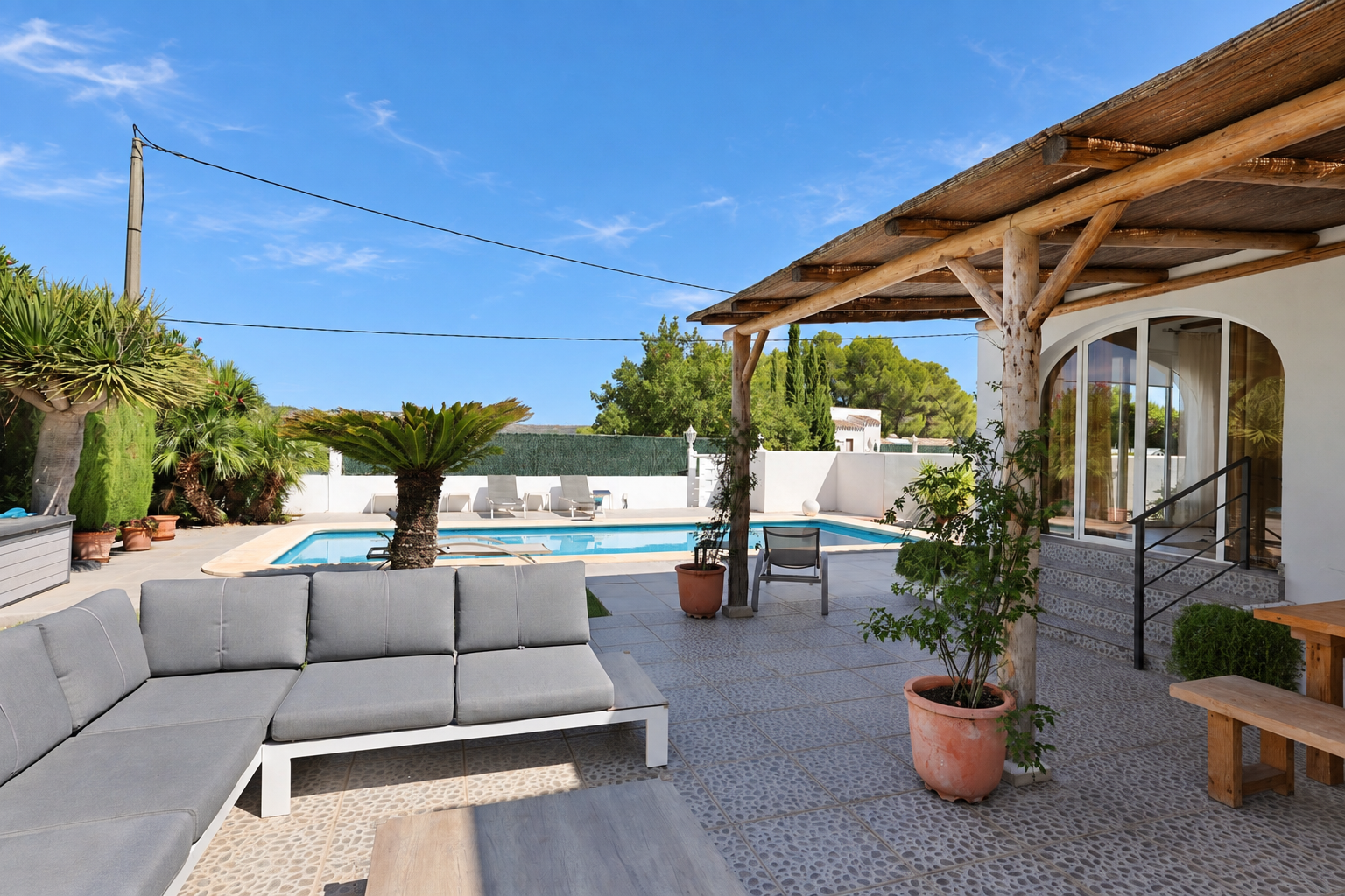 Terrace and swimming pool