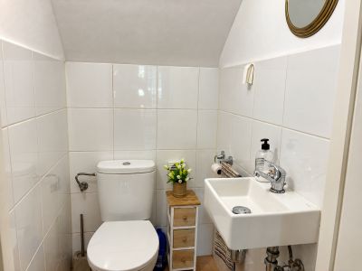 Guest toilet