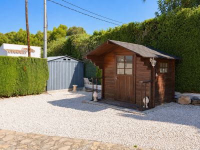 Garden shed
