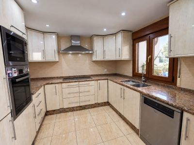 Independent kitchen
