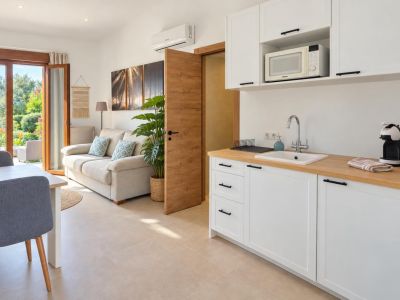 Fully refurbished villa for sale in Jávea, within walking distance of the historic centre