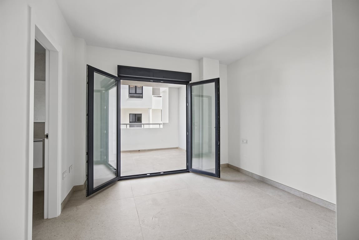 Bedroom with terrace access