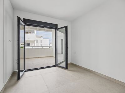 Bedroom with terrace access