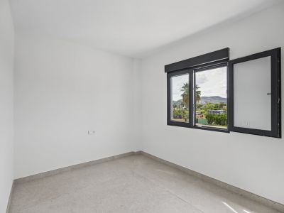 Bedroom with window