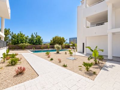 Communal pool and garden