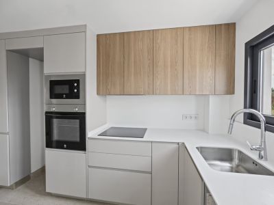 Separate kitchen