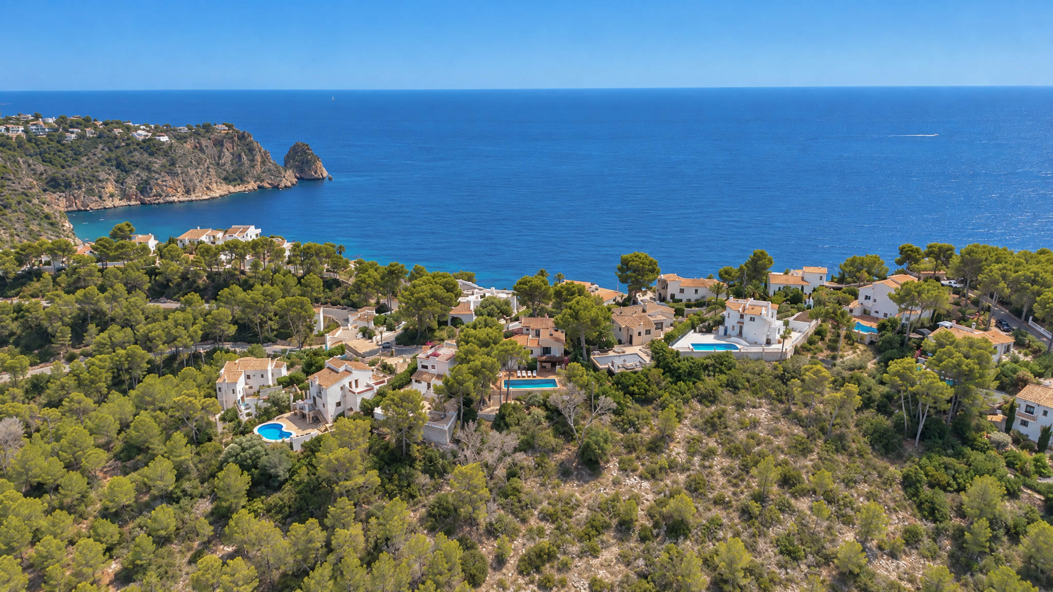 Charming 4-Bedroom Villa with Sea Views & Pool in Jávea