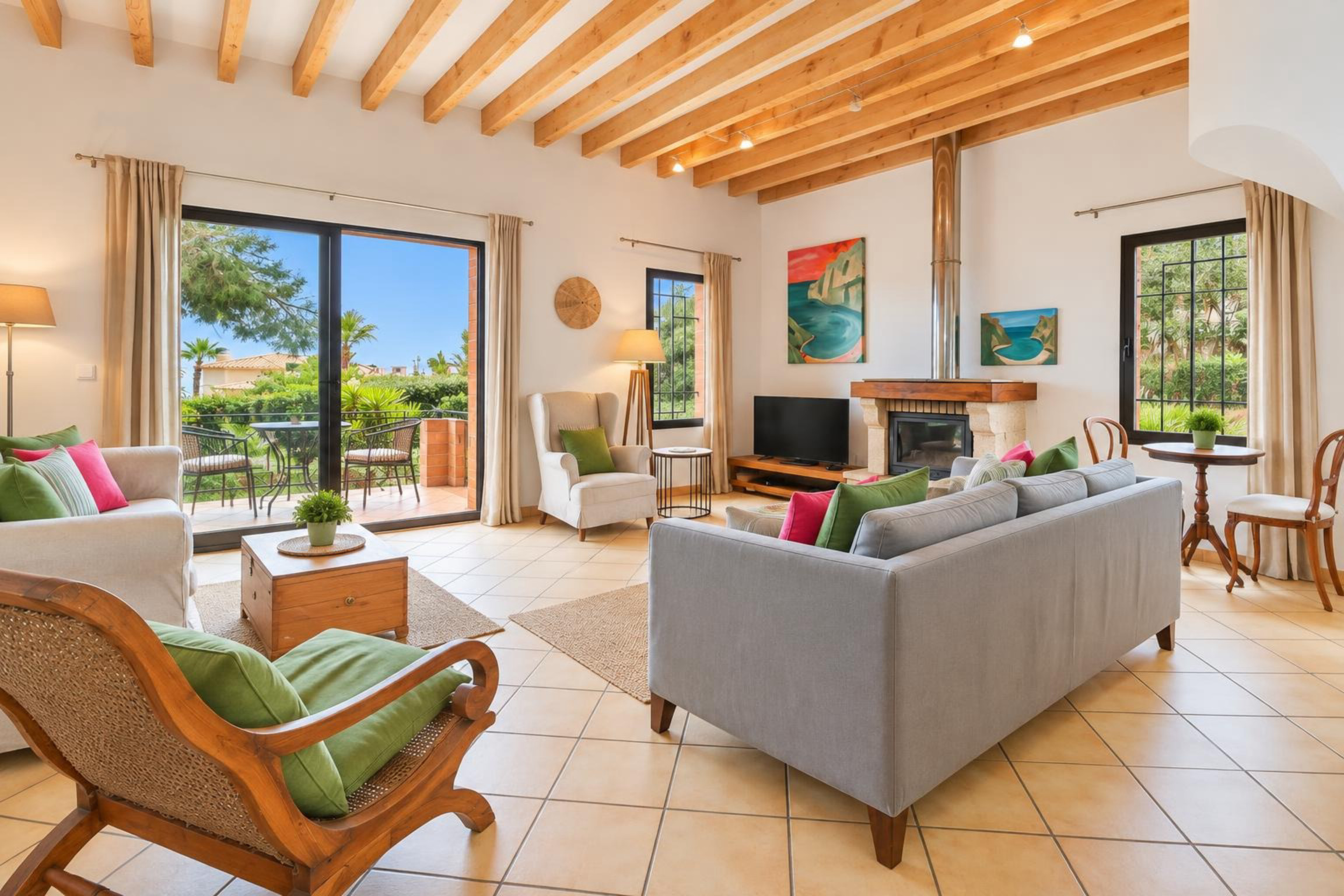 Charming 4-Bedroom Villa with Sea Views & Pool in Jávea