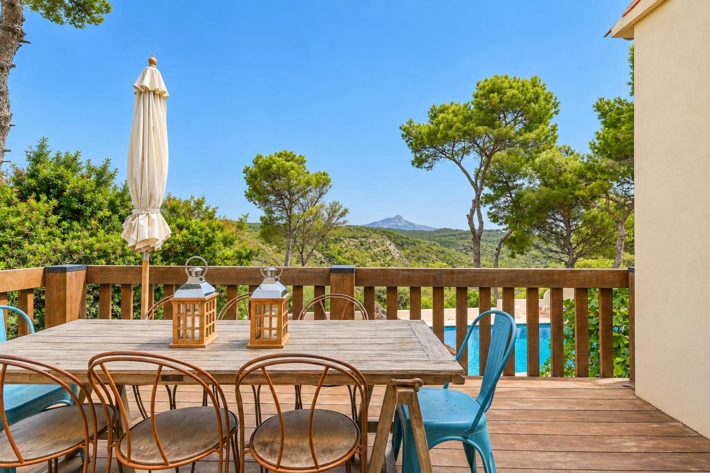 Charming 4-Bedroom Villa with Sea Views & Pool in Jávea