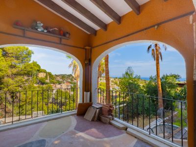 Covered porch with sea views