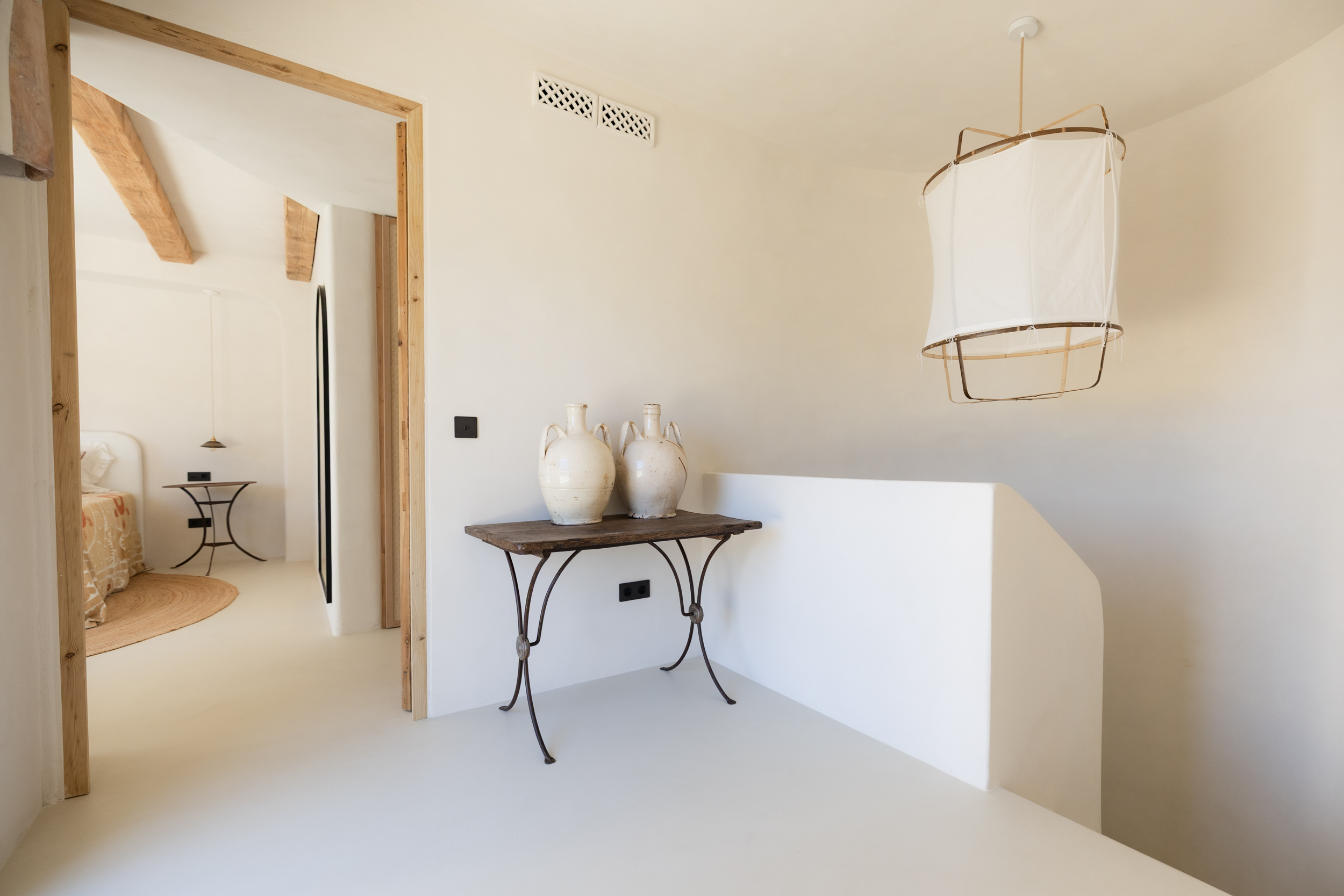 Upper floor landing