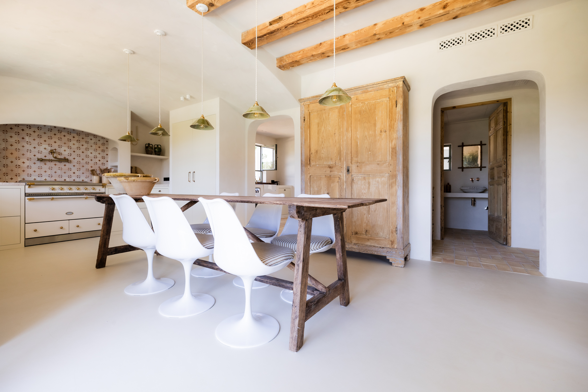 Kitchen and dining area