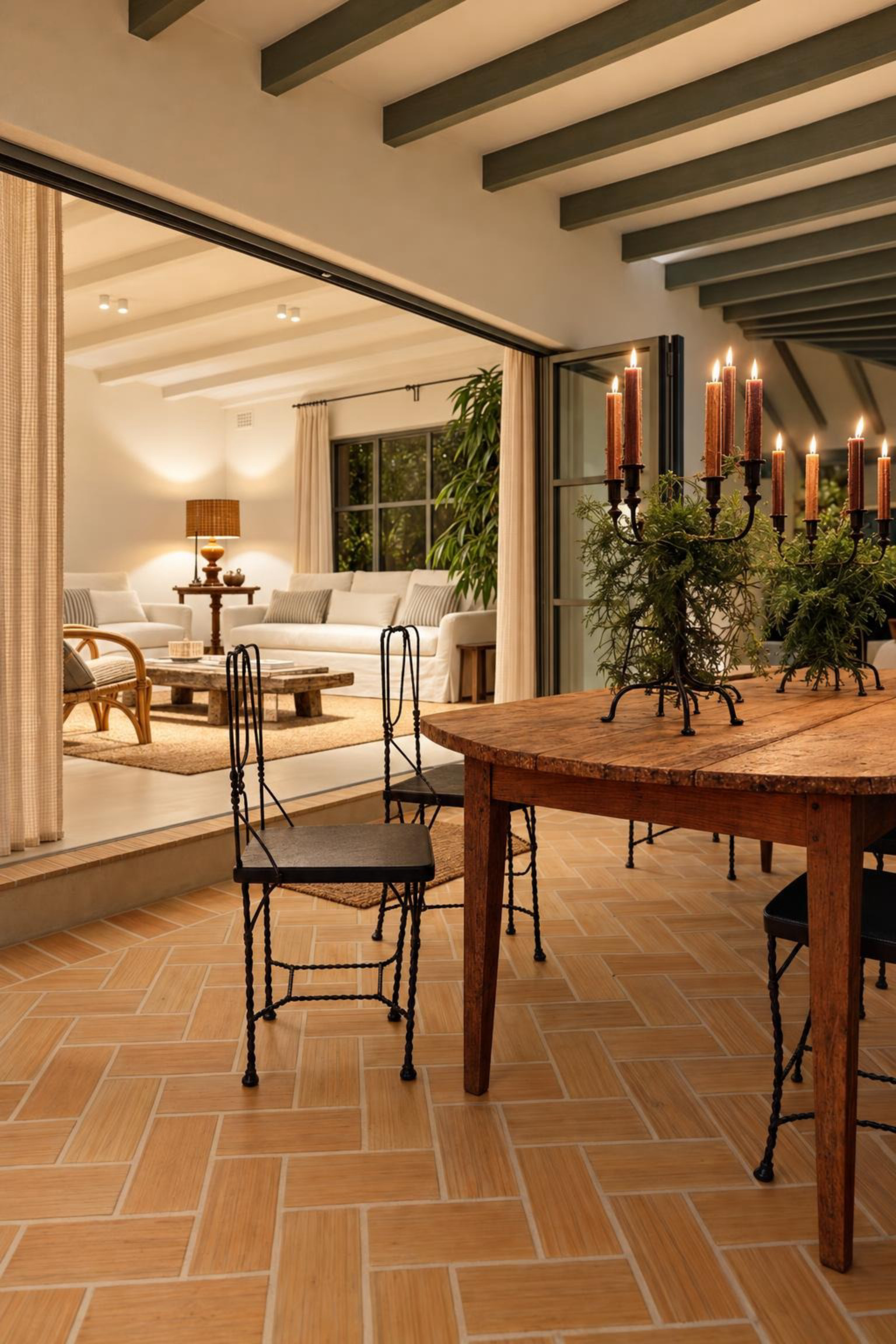 Covered terrace and living room