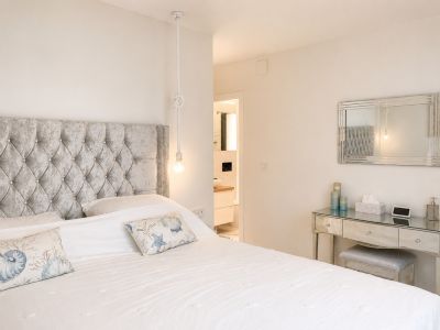 Bedroom with en-suite bathroom