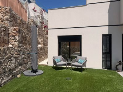 Lower private garden