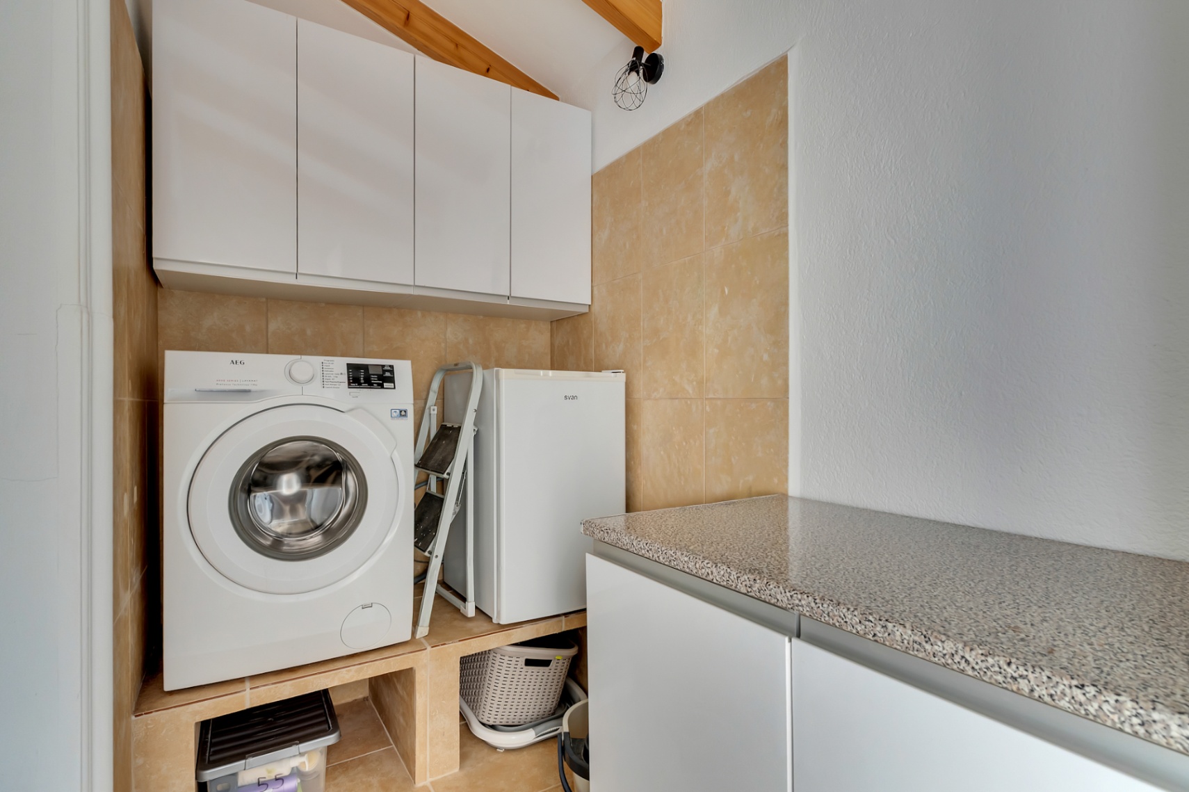 Utility laundry room