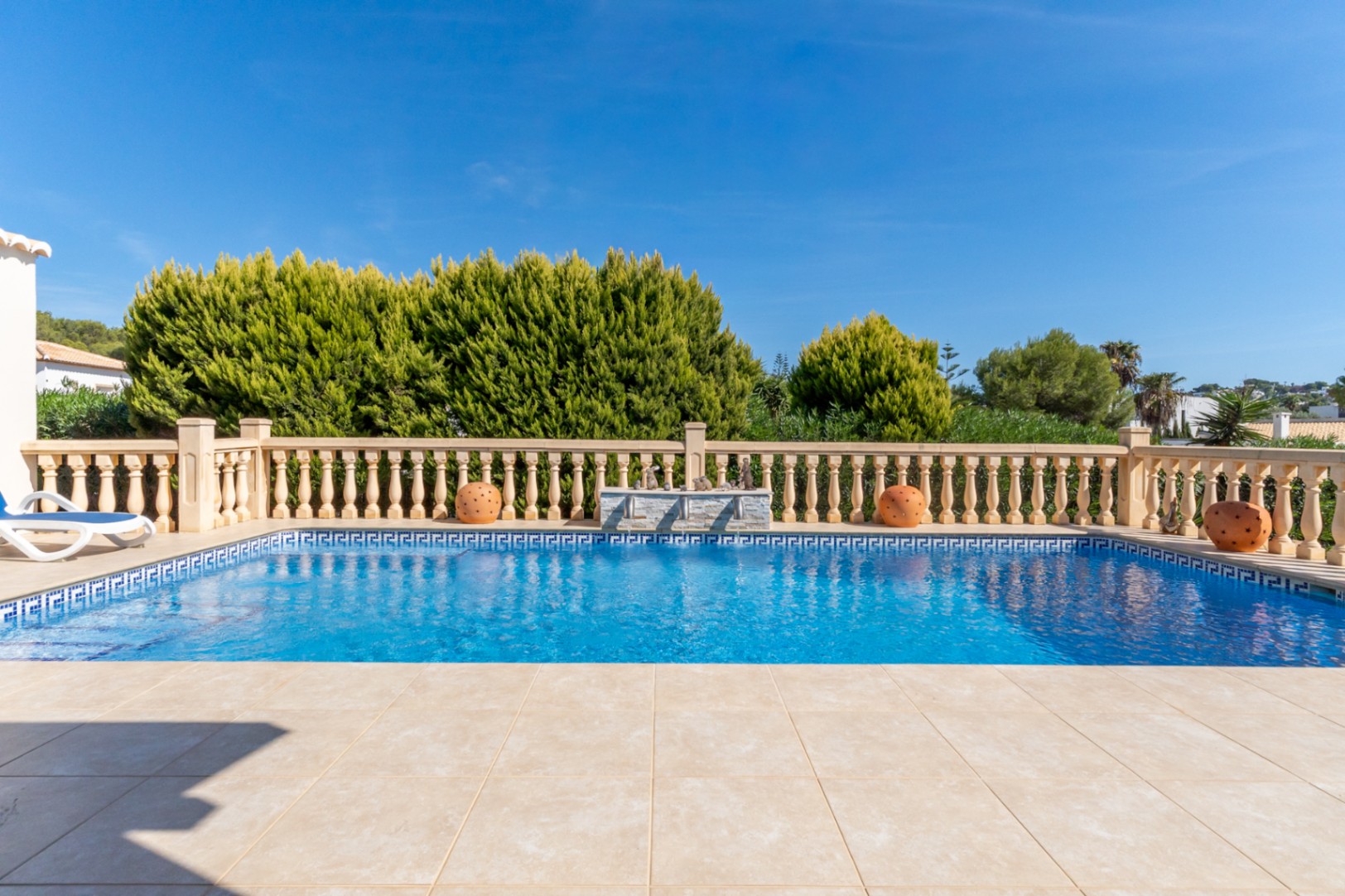 Swimming pool and terrace